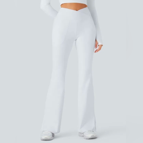 HALARA White Leggings Sleek Stretchy Design Crossover With Pockets. New. XS - Picture 1 of 11